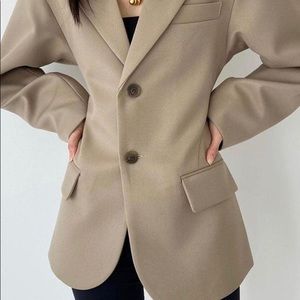 The Frankie Shop hourglass Blazer Size M/L w/tags